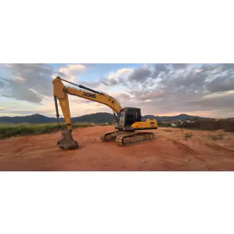Aluguel de Escavadeira Hidráulica XCMG XE225BR – Produtividade e Economia para sua Obra