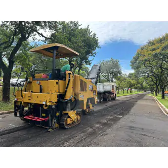 Aluguel de Fresadora de Asfalto Cat PM 310 – Precisão e Eficiência na Remoção de Pavimentos
