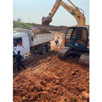 Locação de Escavadeira Hidráulica Hyundai 160 LC – Potência e Confiabilidade para Terraplenagem e Escavações