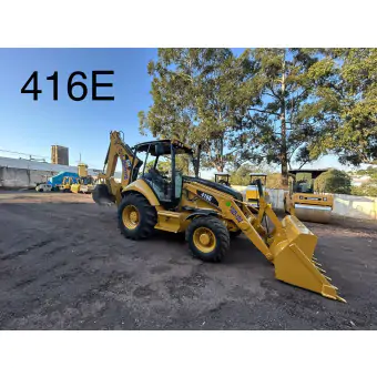 Aluguel de Retroescavadeira Caterpillar 416E – Versatilidade e Produtividade em Terraplenagem