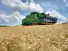 Aluguel de Colheitadeira John Deere 1550 com Plataforma de 23 Pés – Produtividade Máxima na Colheita - Imagem: 3